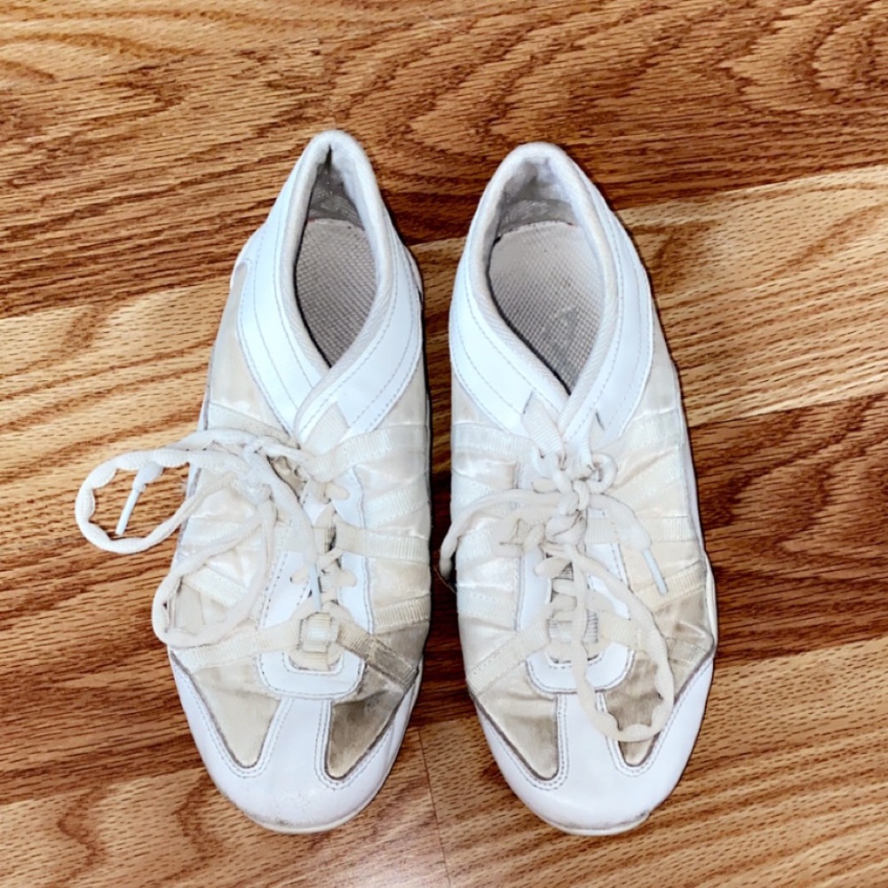 cheer shoes